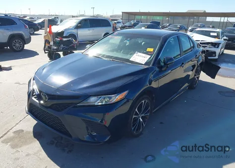 2018 Toyota Camry Se z USA, uszkodzony, nr VIN 4T1B11HK3JU637018